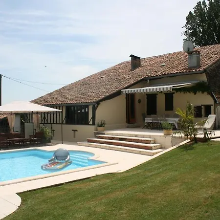 Le Grand Larrocq Bed and breakfast Misson